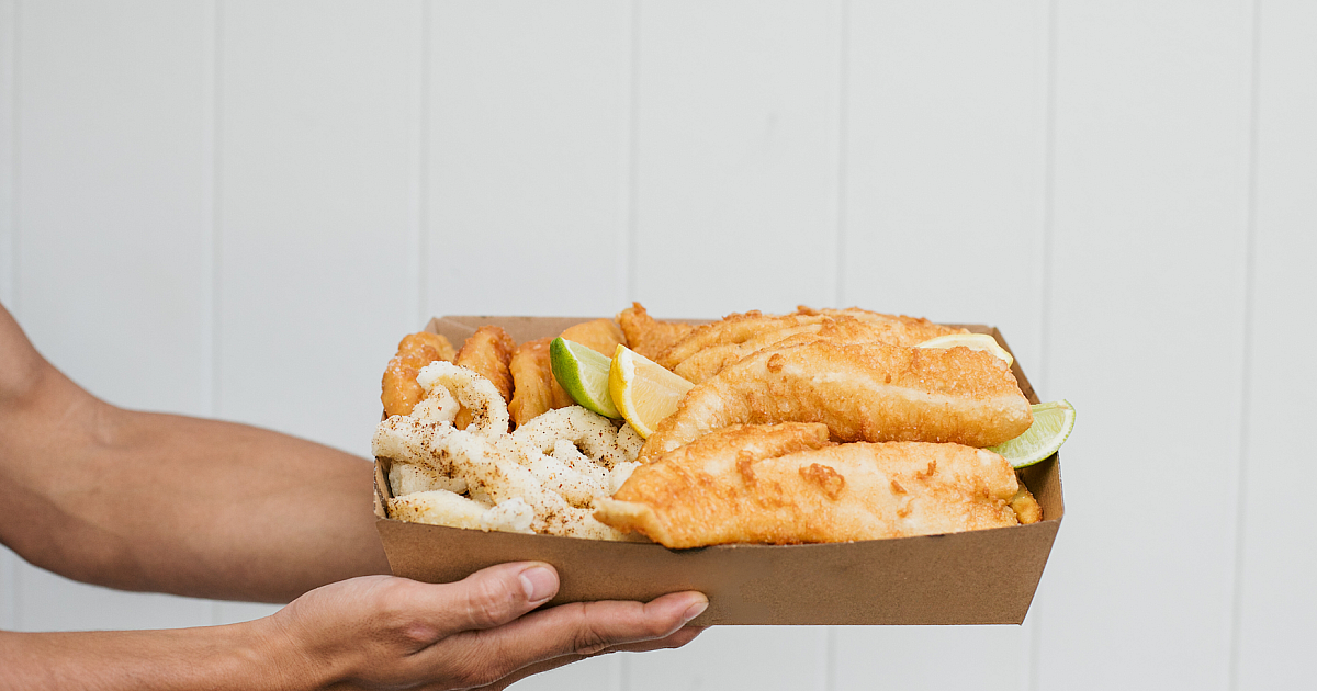 Noosa Boathouse ⚓️ Fish & Chips Takeaway Dory Calamari